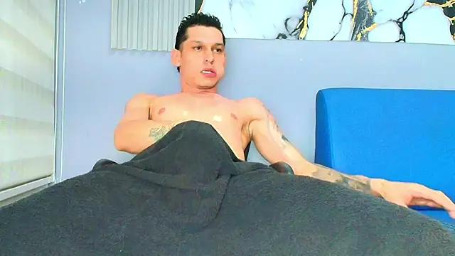 Snapshot of MARCUS_SMITHH1 chatting on November 2025 04:34:02 AM MARCUS SMITHH1 online show from November 2025 04:34:02 AM