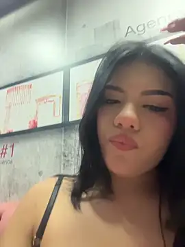 PippyPamXXX online show from April 2026 05:21:01 AM