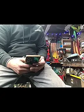 twistafatpipe online show from January 2026 01:05:02 PM