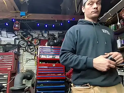 twistafatpipe online show from February 2026 11:03:02 PM