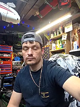 twistafatpipe online show from April 2026 10:23:02 PM