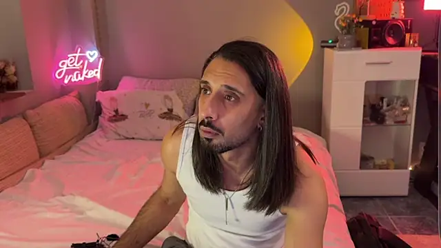 Secret Lovers1 online show from May 2026 08:49:02 PM