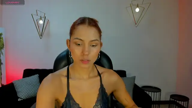 AmberColors  online show from February 2026 07:07:01 PM