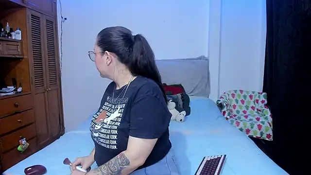 Snapshot of Ashley_Monroe chatting on March 2026 07:31:01 PM Ashley Monroe online show from March 2026 07:31:01 PM