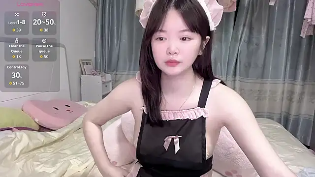 Snapshot of tender-11 chatting on May 2026 11:48:02 AM tender-11 online show from May 2026 11:48:02 AM