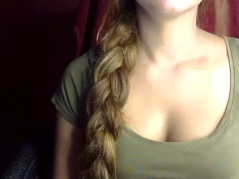 heartless Queen online show from October 2025 04:26:01 AM