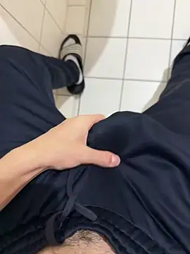 Dicksxd online show from September 2025 06:52:02 PM