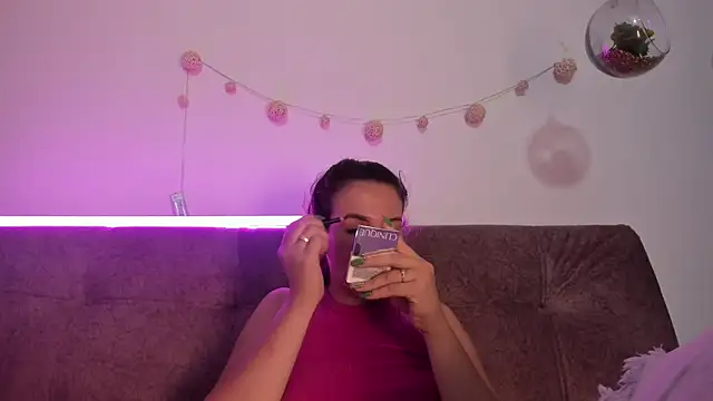 Snapshot of katalella_brown1 chatting on October 2025 11:40:02 AM katalella brown1 online show from October 2025 11:40:02 AM