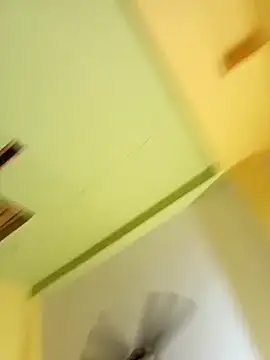 Snapshot of Quun_rosi chatting on October 2025 10:38:01 AM Quun rosi online show from October 2025 10:38:01 AM