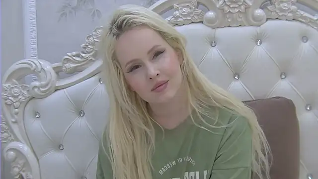 EllieFrosty  online show from June 2026 03:25:01 AM