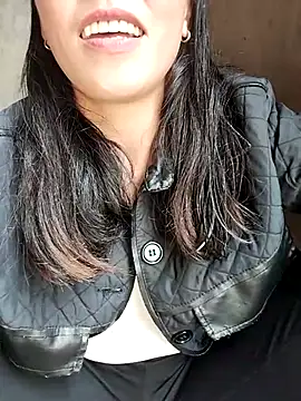 Snapshot of Sinejdk3 chatting on October 2025 02:56:01 AM Sinejdk3 online show from October 2025 02:56:01 AM