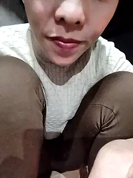 Snapshot of Sinejdk3 chatting on November 2025 11:43:02 AM Sinejdk3 online show from November 2025 11:43:02 AM