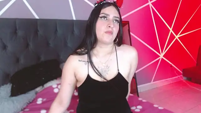 Chloe1126  online show from October 2025 02:50:01 PM