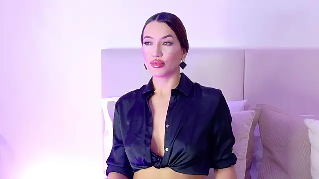 Snapshot of Bella-taylorr chatting on September 2025 09:47:02 PM Bella-taylorr online show from September 2025 09:47:02 PM