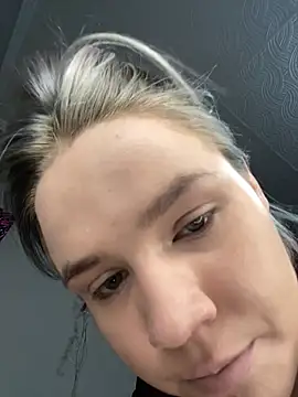 April Purr online show from April 2026 09:51:02 AM