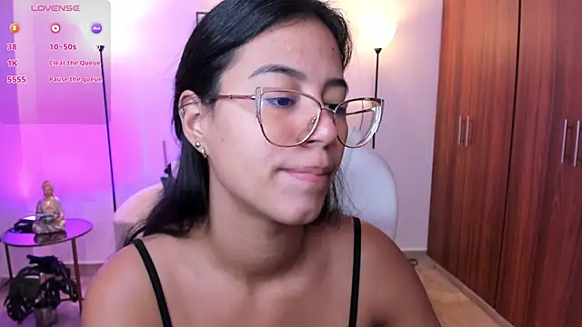 raven stonee online show from January 2026 04:17:02 AM