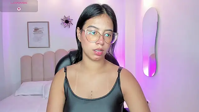 raven stonee online show from February 2026 11:16:02 PM