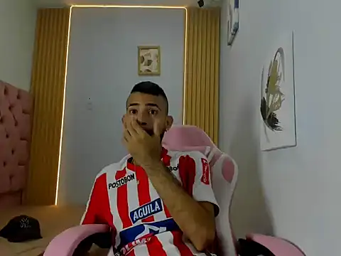 adri sexboy229 online show from September 2025 02:00:02 AM