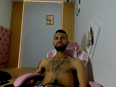 adri sexboy229 online show from September 2025 01:00:01 PM