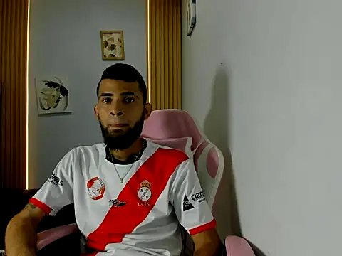 adri sexboy229 online show from October 2025 03:05:02 AM