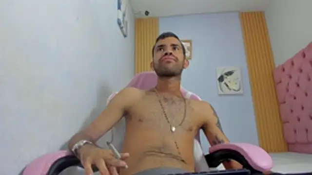 adri sexboy229 online show from October 2025 07:20:01 AM