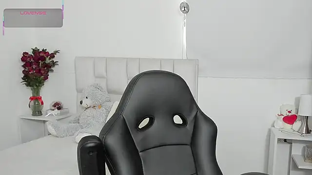 Ms milarose online show from February 2026 08:29:01 PM