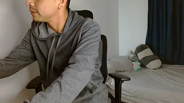 Snapshot of Juann-cock chatting on January 2026 03:01:02 AM Juann-cock online show from January 2026 03:01:02 AM