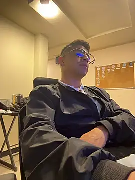 Snapshot of Juann-cock chatting on February 2026 12:18:01 AM Juann-cock online show from February 2026 12:18:01 AM