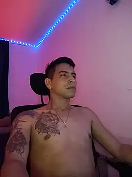 Snapshot of Juann-cock chatting on February 2026 02:21:01 AM Juann-cock online show from February 2026 02:21:01 AM