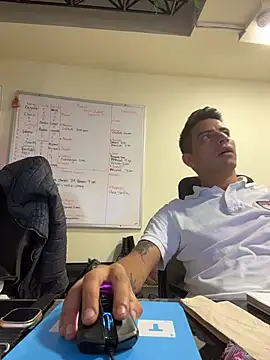 Snapshot of Juann-cock chatting on February 2026 02:32:02 AM Juann-cock online show from February 2026 02:32:02 AM