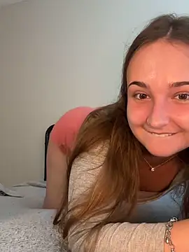 Snapshot of MadilynX777 chatting on October 2025 09:45:01 PM MadilynX777 online show from October 2025 09:45:01 PM