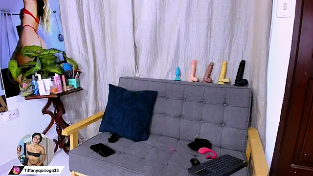 zou quira online show from May 2026 01:56:01 AM