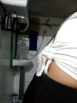 Snapshot of sulove_xx chatting on March 2026 01:01:01 AM sulove xx online show from March 2026 01:01:01 AM