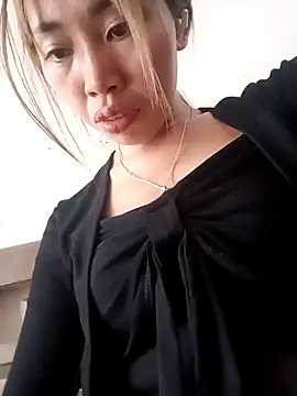 Snapshot of sulove_xx chatting on April 2026 04:21:01 AM sulove xx online show from April 2026 04:21:01 AM