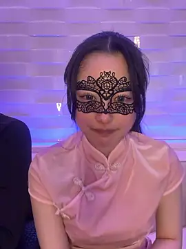 Snapshot of NENEandOJI chatting on April 2026 12:21:01 PM NENEandOJI online show from April 2026 12:21:01 PM