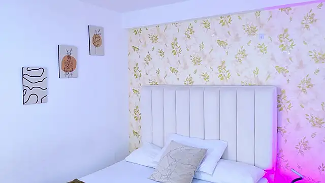 Snapshot of Samanta_Isel chatting on September 2025 03:00:01 AM Samanta Isel online show from September 2025 03:00:01 AM