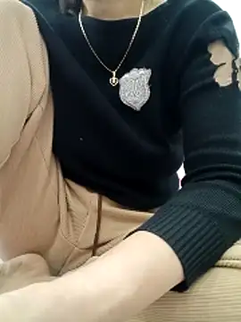 Snapshot of Buny_vera chatting on December 2025 01:03:01 AM Buny vera online show from December 2025 01:03:01 AM