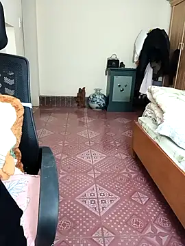 Moona heny online show from November 2025 11:53:01 AM