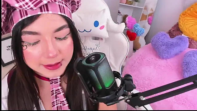 dolce antonellaa online show from February 2026 04:35:01 AM