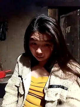 quynhkoolbae online show from February 2026 12:32:02 PM