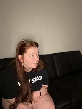 Snapshot of ScarlettSinner chatting on October 2025 02:41:01 AM ScarlettSinner online show from October 2025 02:41:01 AM