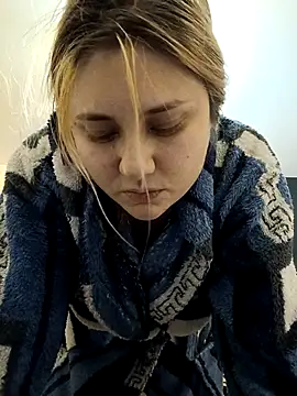 Snapshot of ivorywhisper chatting on September 2025 09:03:02 PM ivorywhisper online show from September 2025 09:03:02 PM