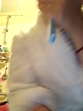 Snapshot of ivorywhisper chatting on October 2025 06:43:02 AM ivorywhisper online show from October 2025 06:43:02 AM