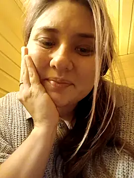 Snapshot of ivorywhisper chatting on October 2025 06:43:01 PM ivorywhisper online show from October 2025 06:43:01 PM