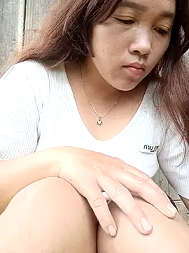 miumiu 00 online show from September 2025 07:41:01 AM