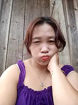 miumiu 00 online show from September 2025 02:22:02 AM