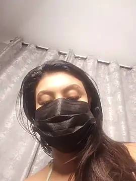 Snapshot of Indian_GlowingMiax chatting on April 2026 04:38:02 AM Indian GlowingMiax online show from April 2026 04:38:02 AM