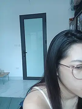 Snapshot of Katanh chatting on July 2026 05:18:01 AM Katanh online show from July 2026 05:18:01 AM