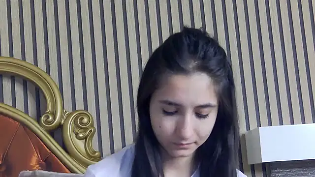 CarolinaBlair online show from May 2026 05:35:01 AM