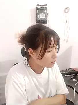 Snapshot of linda_bae00 chatting on September 2025 01:18:01 AM linda bae00 online show from September 2025 01:18:01 AM